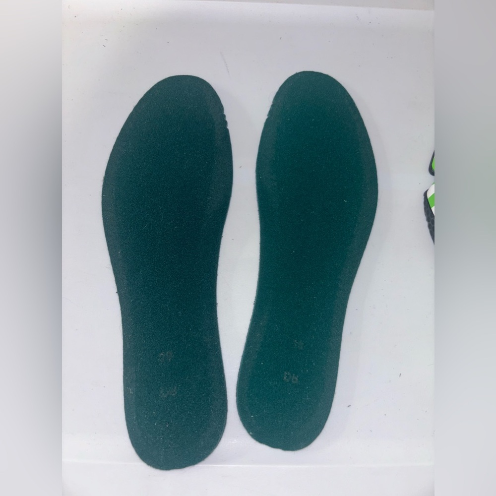 balenciaga women's speed sneaker 'midsole graffiti - black fluo green' Size 8 W - Picture 5 of 12